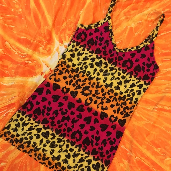 Tops - Colorful print tank